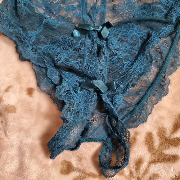 Emerald Green Victoria's Secret Lace Lingerie Teddy - Picture 5 of 14